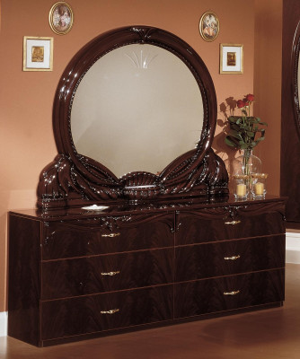 Moderna pohištvena garnitura za spalnico z 2 nočnima omaricama iz lesa