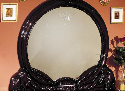 Moderna pohištvena garnitura za spalnico z 2 nočnima omaricama iz lesa