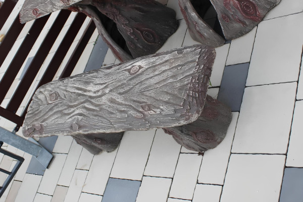 Vrtna miza s 2 klopoti akacijev les