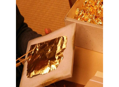 Klasika vitrina za dnevno sobo