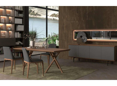 Luksuzna mobilna razstavna omara