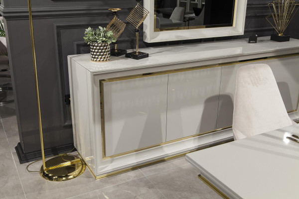 Moderna in luksuzna stenska ogledala z belim okvirjem