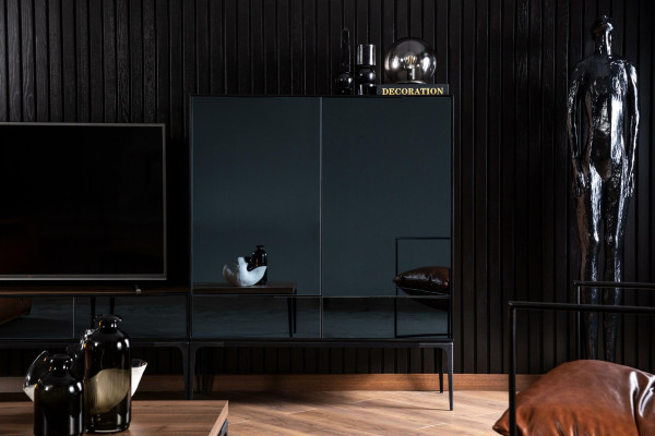 Bež, črna in rjava omara za dnevno sobo