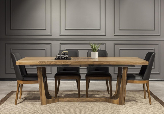 Moderna in praktična lesena jedilna miza