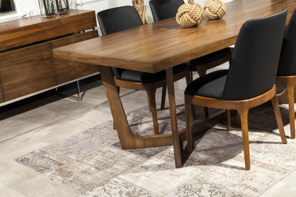 Luksuzna usnjena stolica, oblazinjene stole, črna kuhinjska pohištva