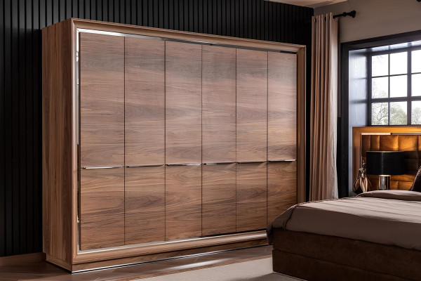 Idealna pohištvena garnitura za hotel, udobna postelja, omara, 6 delov