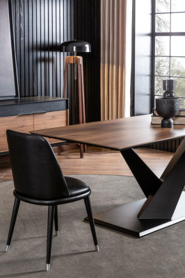 Moderna jedilna miza 208x92cm