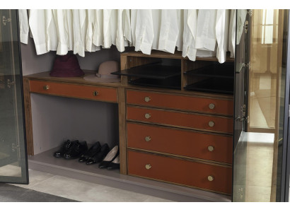 Omara s prozornimi vrati