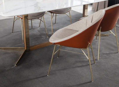 Razkošna italijanska jedilna miza s 4 stoli