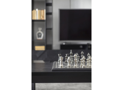 Visokokakovostna dnevna soba s dvodelno mizo