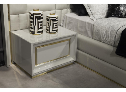 Posteljni set Balta zelta 4 delni nočni omarici