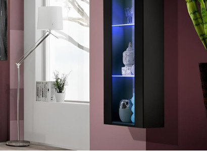 Moderna zasnova visečega razstavnega omara za dnevno sobo