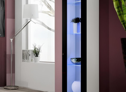 Luksuzna viseča razstavna omara sodobnega dizajna za dnevno sobo v novem slogu