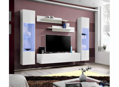 Moderna lesena TV enota z visečo vitrino