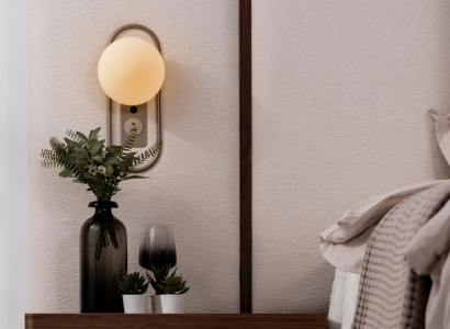 Popoln in razkošen komplet pohištva za spalnico z posteljo, klopjo in 2 nočnima omaricama 3 kosi