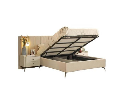 Obložena pohištvena garnitura za belo spalnico z elegantno zakonsko posteljo in 2 nočnima omaricama