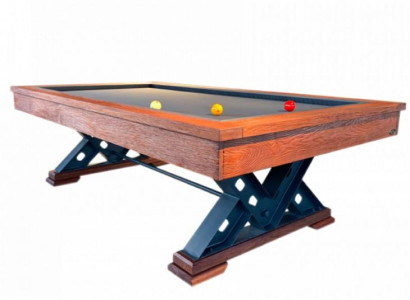 Rjav masiven leseni miza s jeklenimi nogami in marmorjem na vrhu