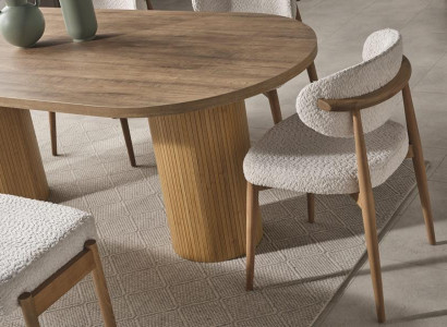 Moderna jedilna miza