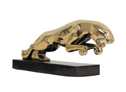 Nova dekorativna skulptura jaguarja