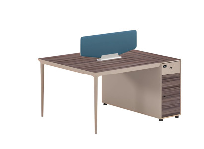 Pisarna z atraktivnimi predali v bež in rjavi barvi, z predali in modrim ključem