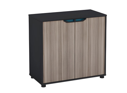 Rjava in črna lesena pohištva