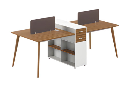 Moderna pisalna miza z policami in enostavno pregrado