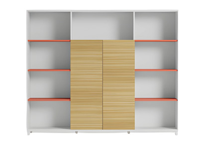 Elegant namizna svetilka z lesenimi policami in oranžnimi poudarki