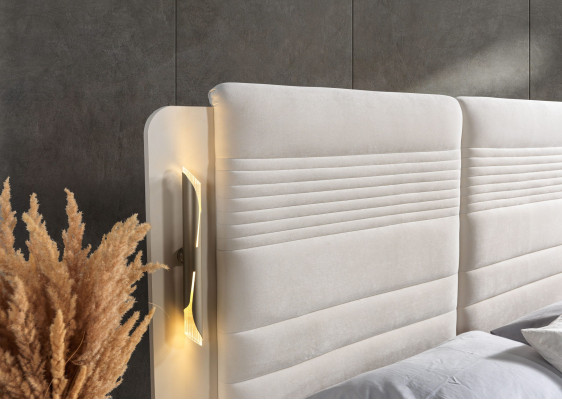 Eleganten komplet posteljnega seta s prevleko in 3 nočnima omaricama, 3-delni set