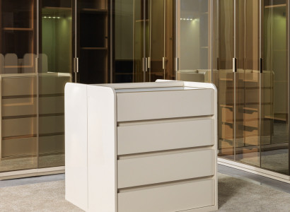 Moderna zakonska postelja