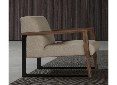 Minimalistična stol, maksimalna udobnost