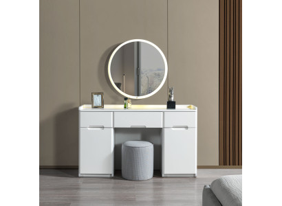 Moderna kompaktna toaletna miza za spalnico