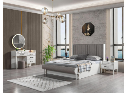 Kompletna postelja s 5 kosi za spalnico. Postelja, nočna omarica, omara