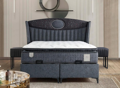 Eleganten postelja iz blaga in lesa z vzmetnico