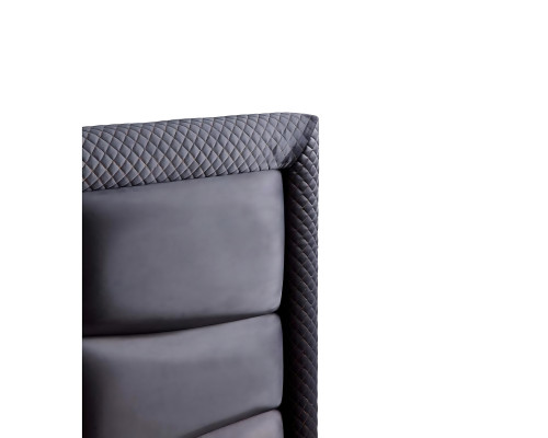 Moderna siva posteljnina s vzmetnico