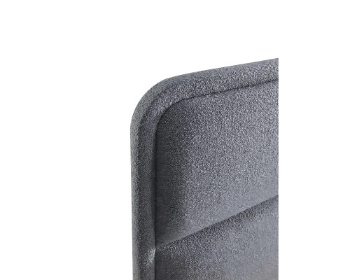 Sodobna siva postelja z blazino iz tkanine in lesa