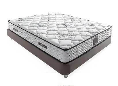 Postelja iz sive tkanine z moderno vzmetnico