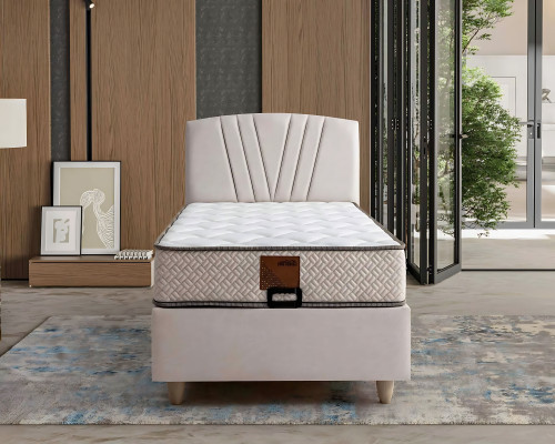 Elegantna postelja iz rjave tkanine