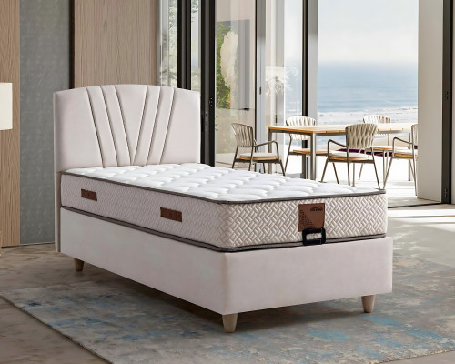 Elegantna postelja iz rjave tkanine