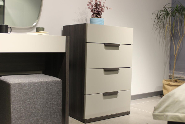 Komplett Schlafzimmer Möbel Set Bett 2x Nachttisch Schminktisch Spiegel 8tlg Neu