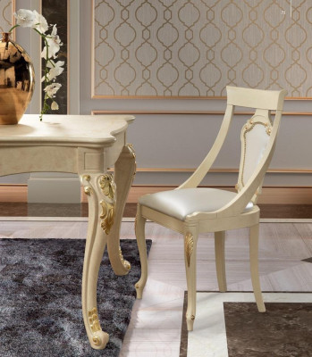 Esszimmerstuhl Stuhl Esszimmer Stühle Holz Design Stil Barock Beige Lehn Sitz