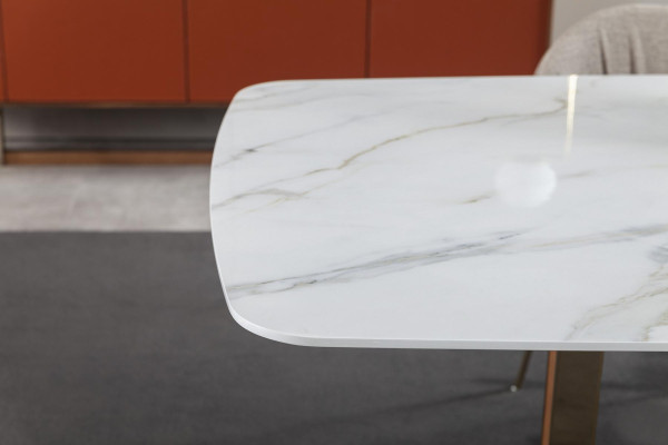 Luxus Esstisch Italienische Designer Möbel Einrichtung Tisch mit 4 Stühlen