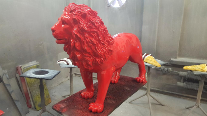 Design Figur Statue Moderne Figuren Statuen Kopf Deko Gorilla Garten Wand Büste