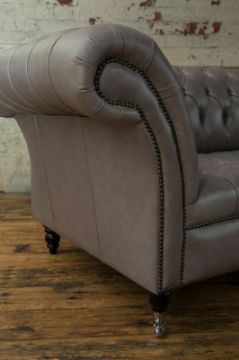 Grauer Chesterfield Dreisitzer Exklusive Wohnzimmer Couch
