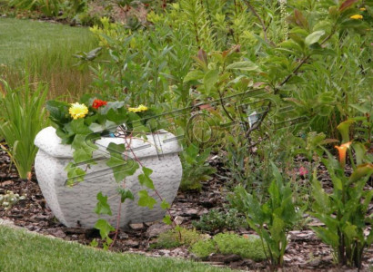 Blumenkübel Pflanz Kübel Dekoration Garten Vasen Figur Blumentöpfe Natur