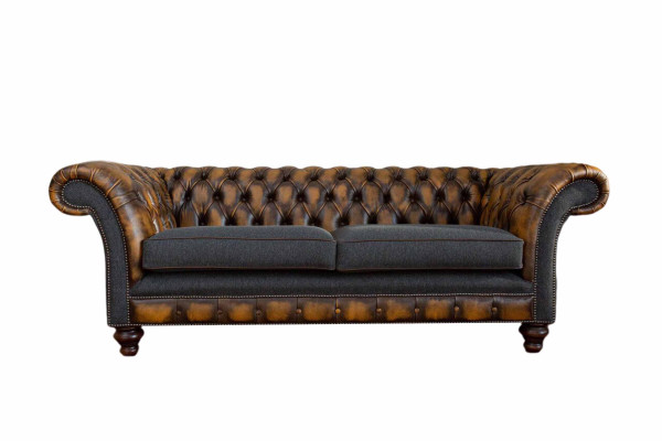 Dreisitzer Luxus 3 Sitzer Couch Polster Klassisch Sitz Wohnzimmer Möbel