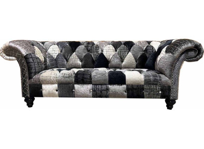 Luxuriöses Samtsofa im Chesterfield-Design mit bunten Karos 