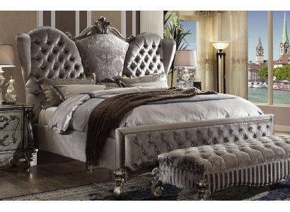 Design Luxus Schlafzimmer 3tlg. Bett 2x Nachttisch Klassischer Betten Set