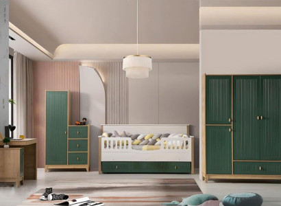 Stilvoll Kinderzimmer Set Besteht aus Bett 2х Kleiderschrank Schreibtisch