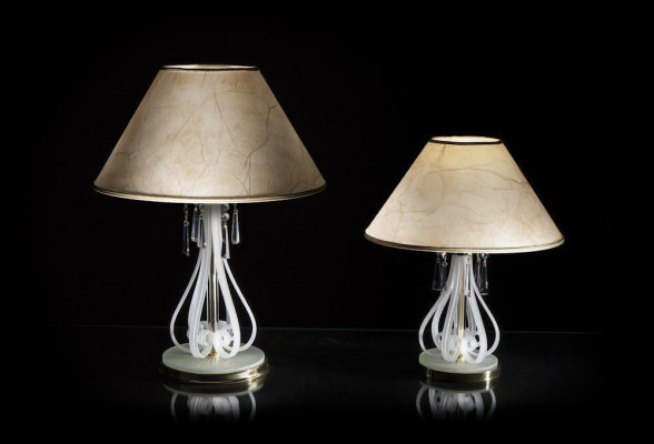 Klassische Tischlampen Stehlampen Leuchten Kristall-Lampen Neuware