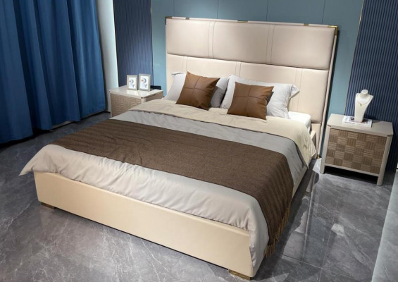 Schlafzimmer Set Bett 2x Nachttisch Design Modern Luxus Betten 3tlg